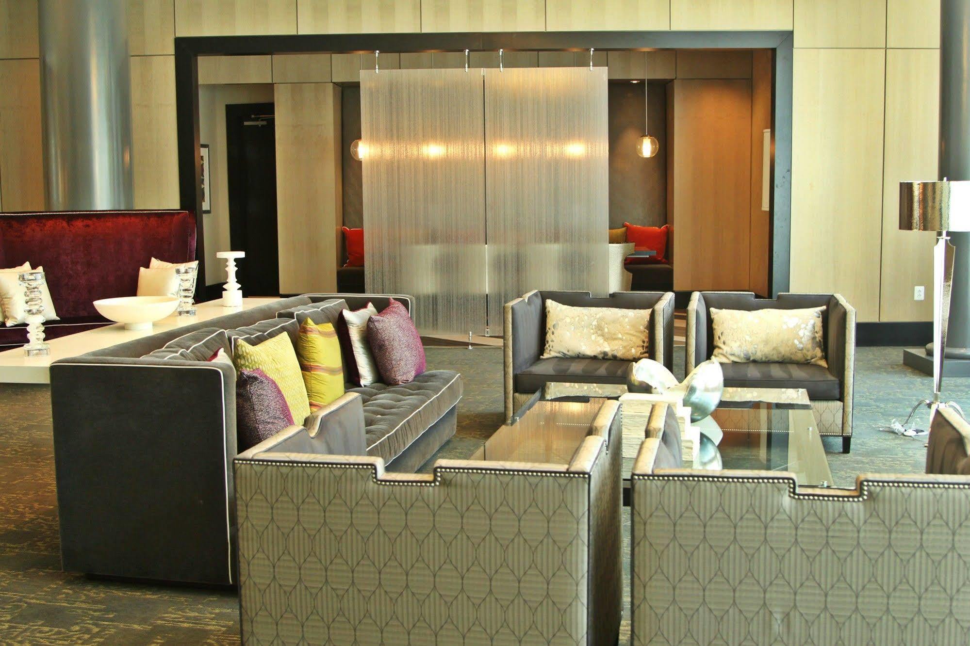 Weichert Suites At The Ovation 麦克莱恩 外观 照片
