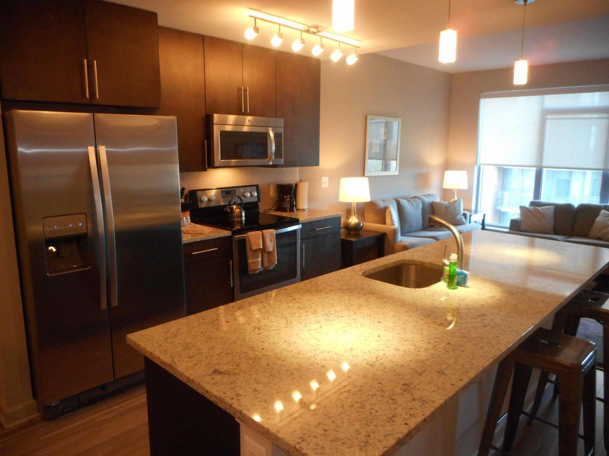 Weichert Suites At The Ovation 麦克莱恩 外观 照片